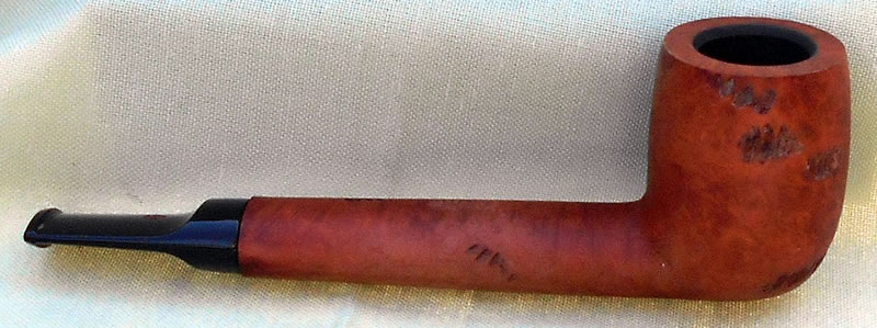 Lorenzo Canadian shape Spot-carved pipe